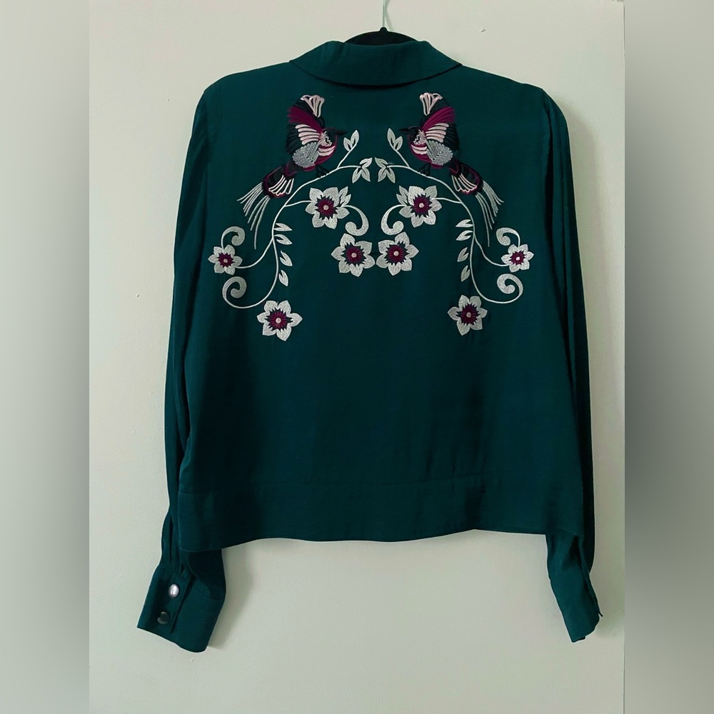 1.State silky long sleeve embroidered snap button top